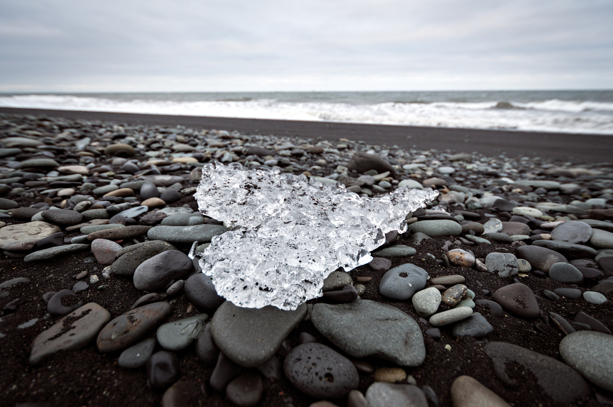 Diamond Beach 冰块与黑沙滩